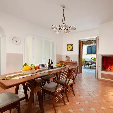 Casa Sorrento, Immerso Nel A Pochi Passi Dal Centro