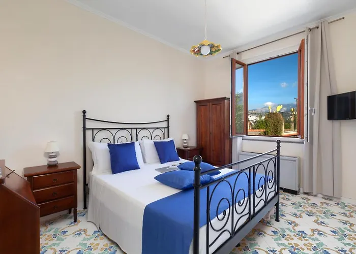 Casa Sorrento, Immerso Nel A Pochi Passi Dal Centro Apartamento